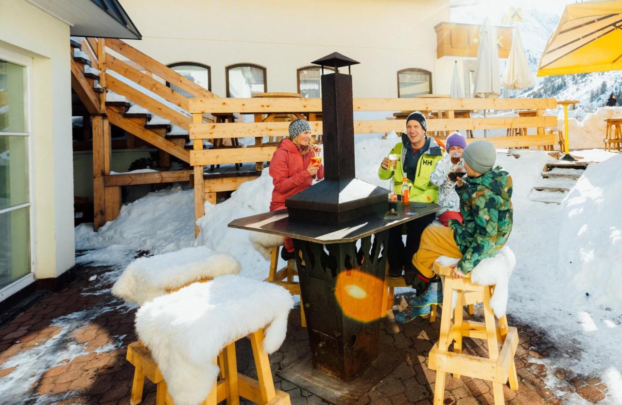 Hotel Mittagskogel Pitztal Sankt Leonhard im Pitztal Luaran gambar