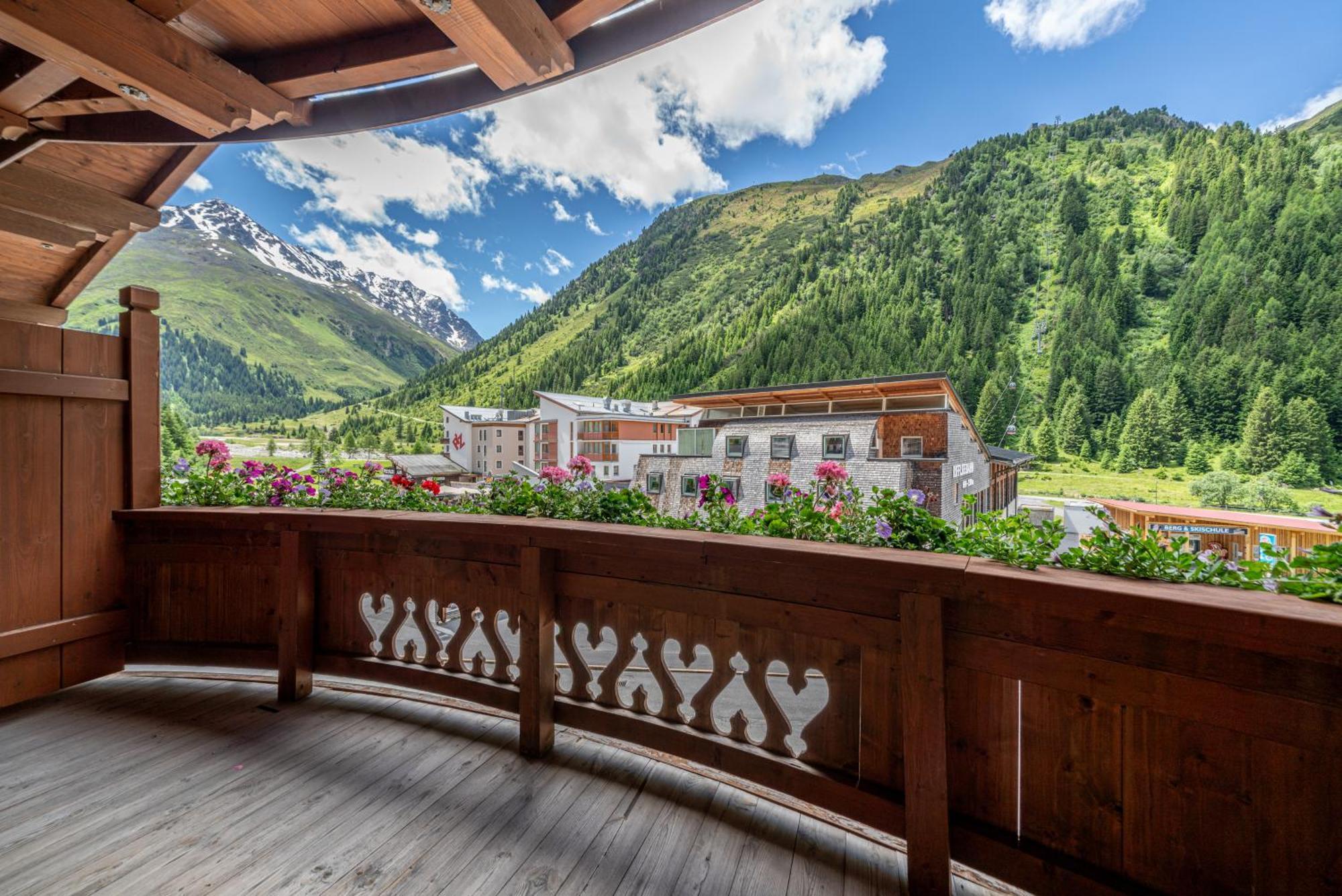Hotel Mittagskogel Pitztal Sankt Leonhard im Pitztal Luaran gambar
