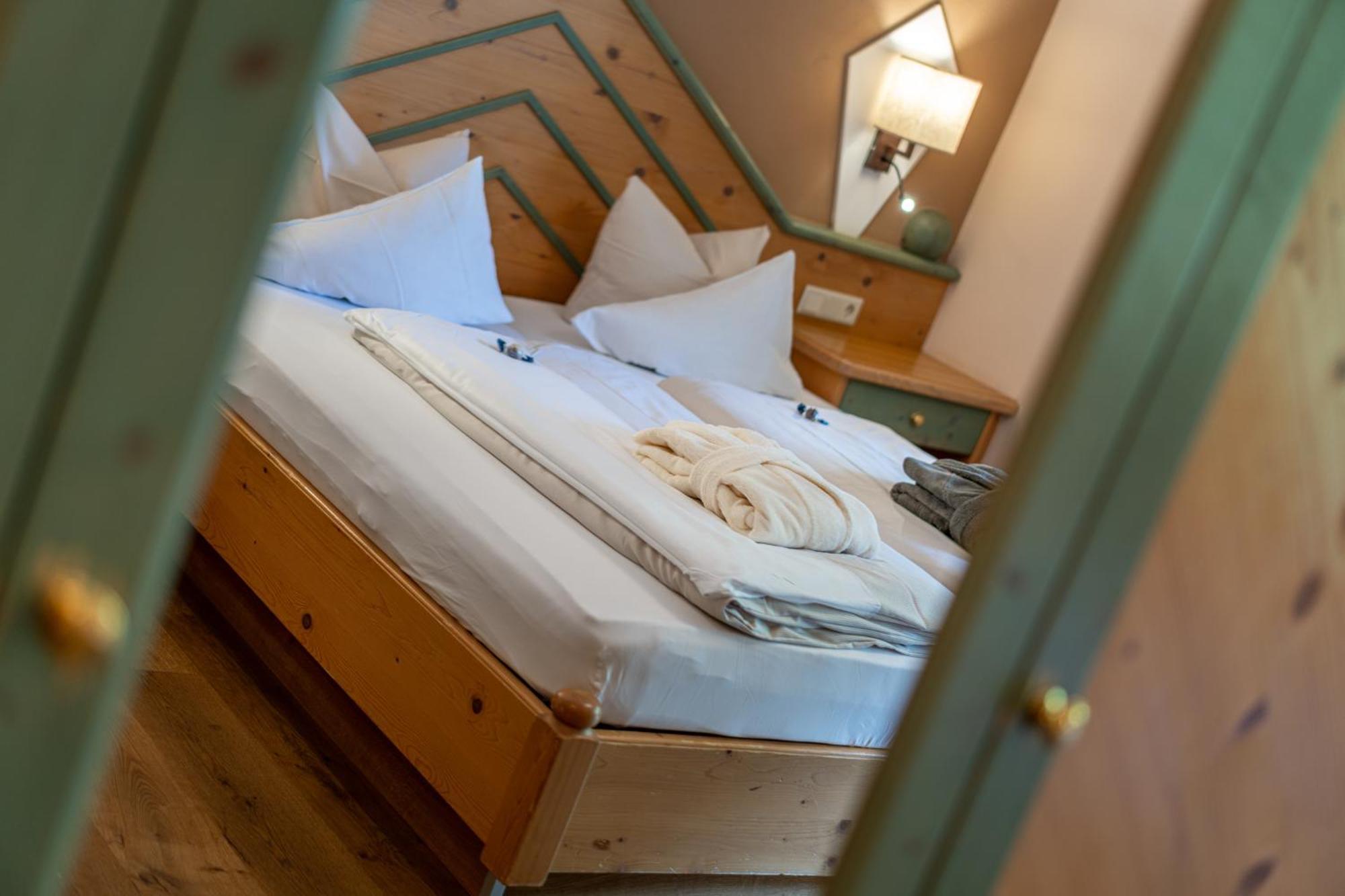 Hotel Mittagskogel Pitztal Sankt Leonhard im Pitztal Luaran gambar