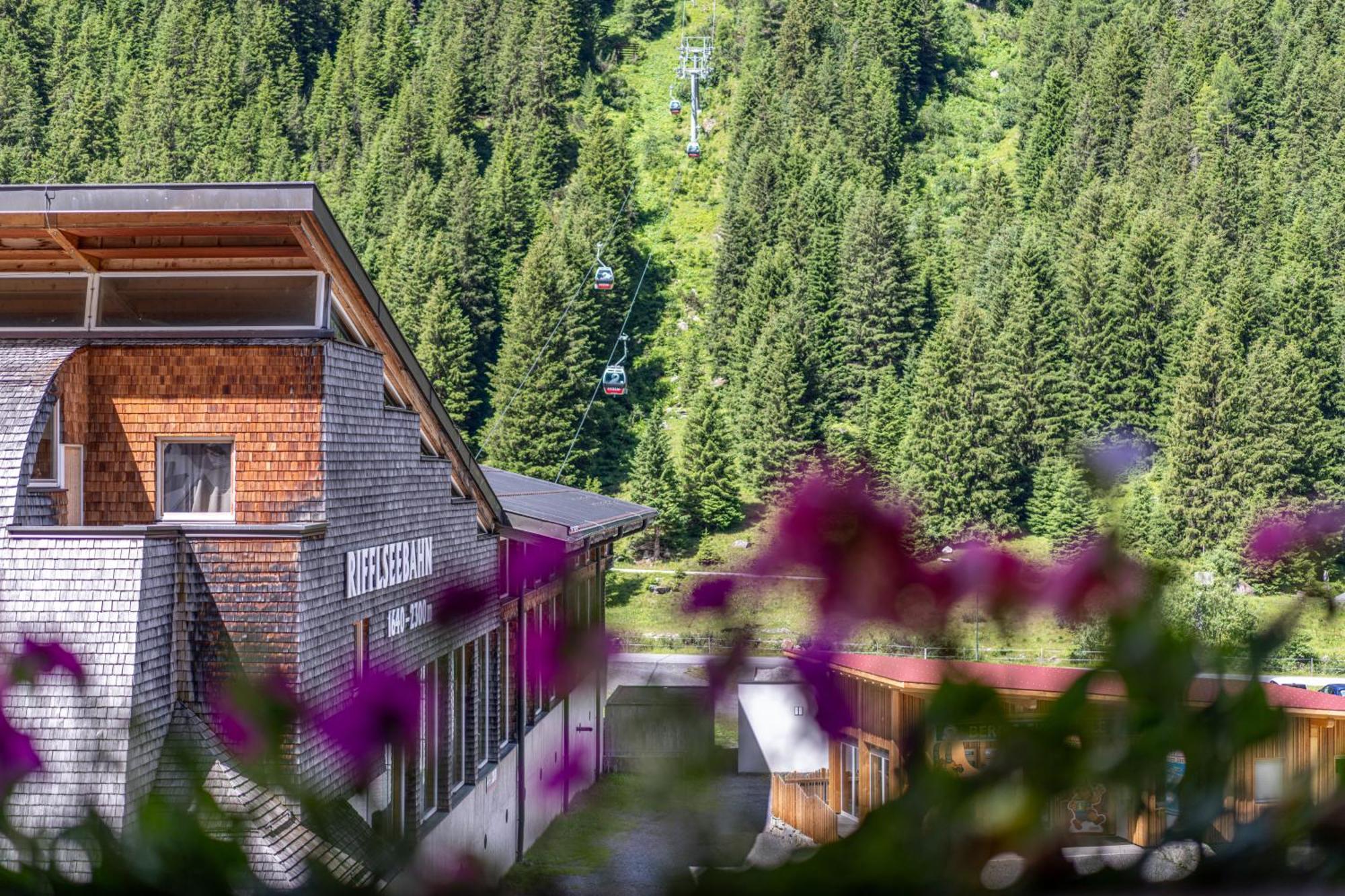 Hotel Mittagskogel Pitztal Sankt Leonhard im Pitztal Luaran gambar
